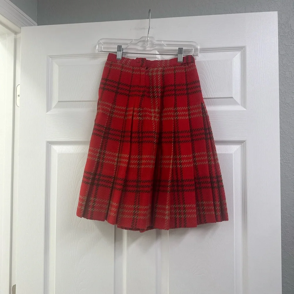 Red Plaid 3 Piece Set - Picture 9 of 12
